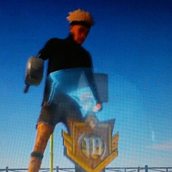 Meet your Posher, Chris - Picture 1 of 1